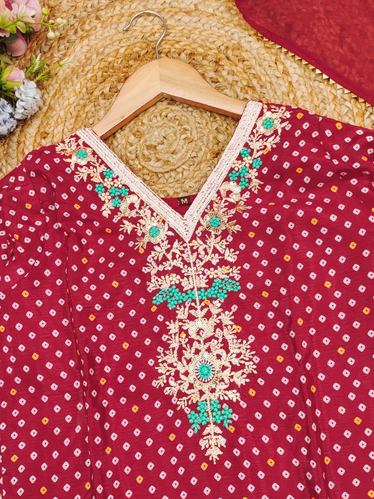 Festive Bandhani Elegance