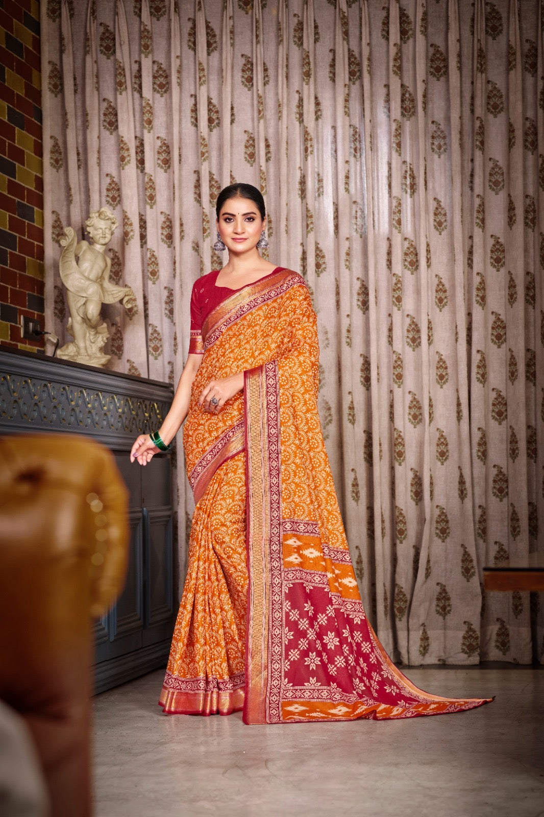 Pure Mal Mal Cotton Chatai Border Saree