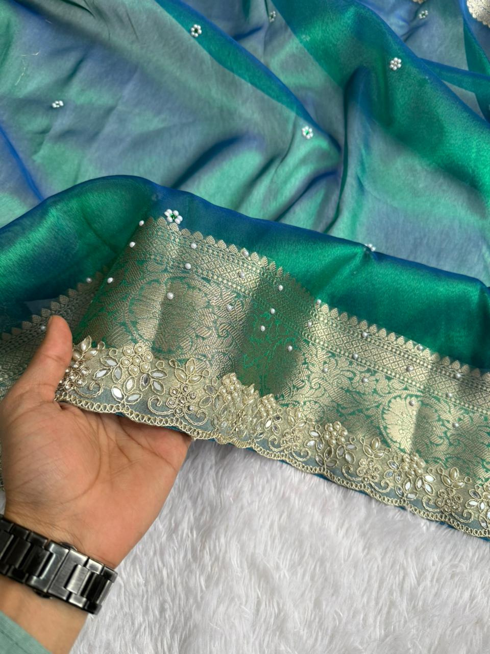 Maharani Tissue Saree